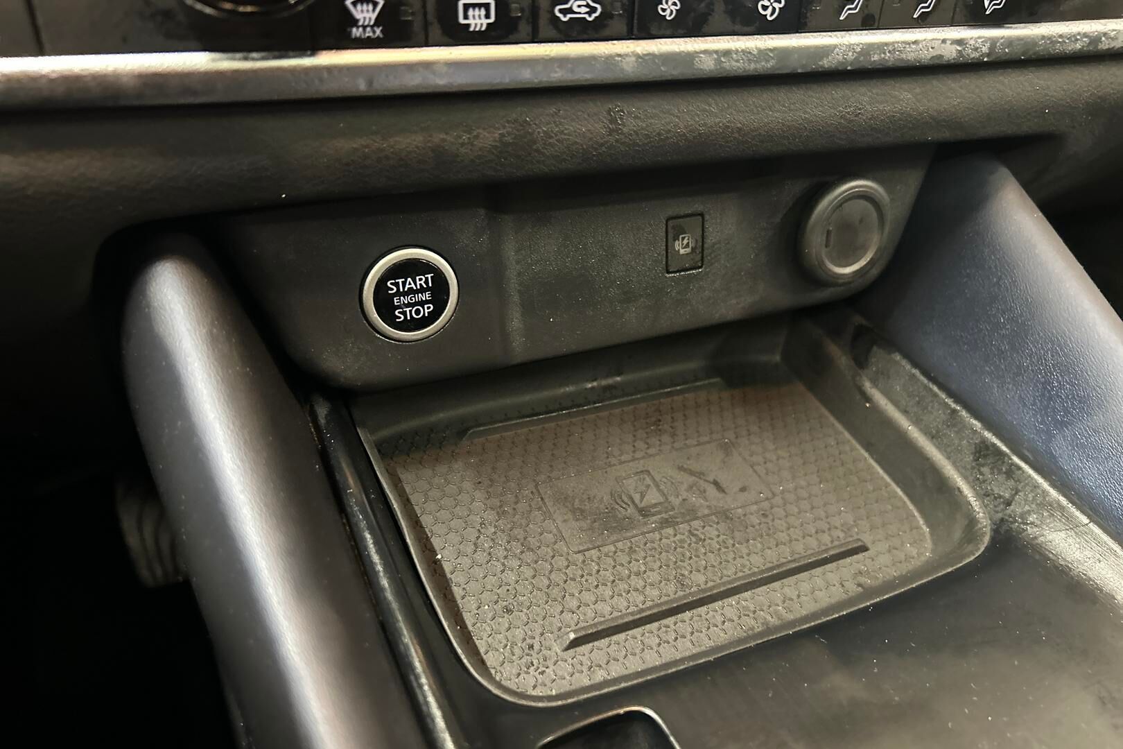 Nissan Qashqai iso kuva 15