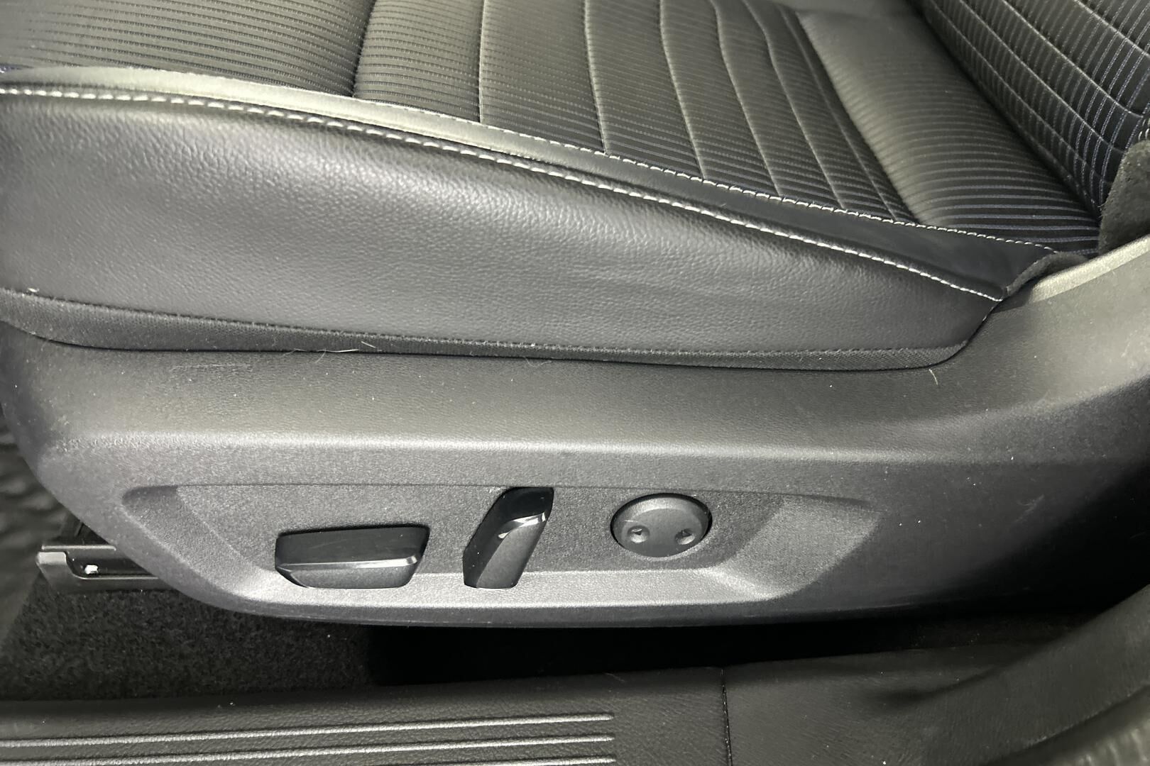 Nissan Qashqai iso kuva 21