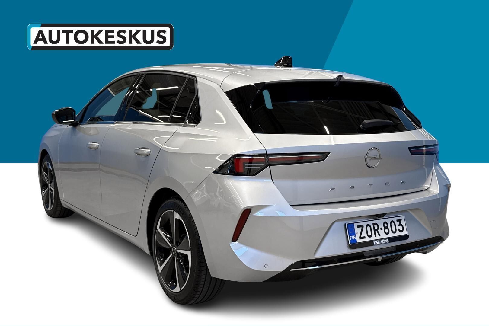 Opel Astra iso kuva 7