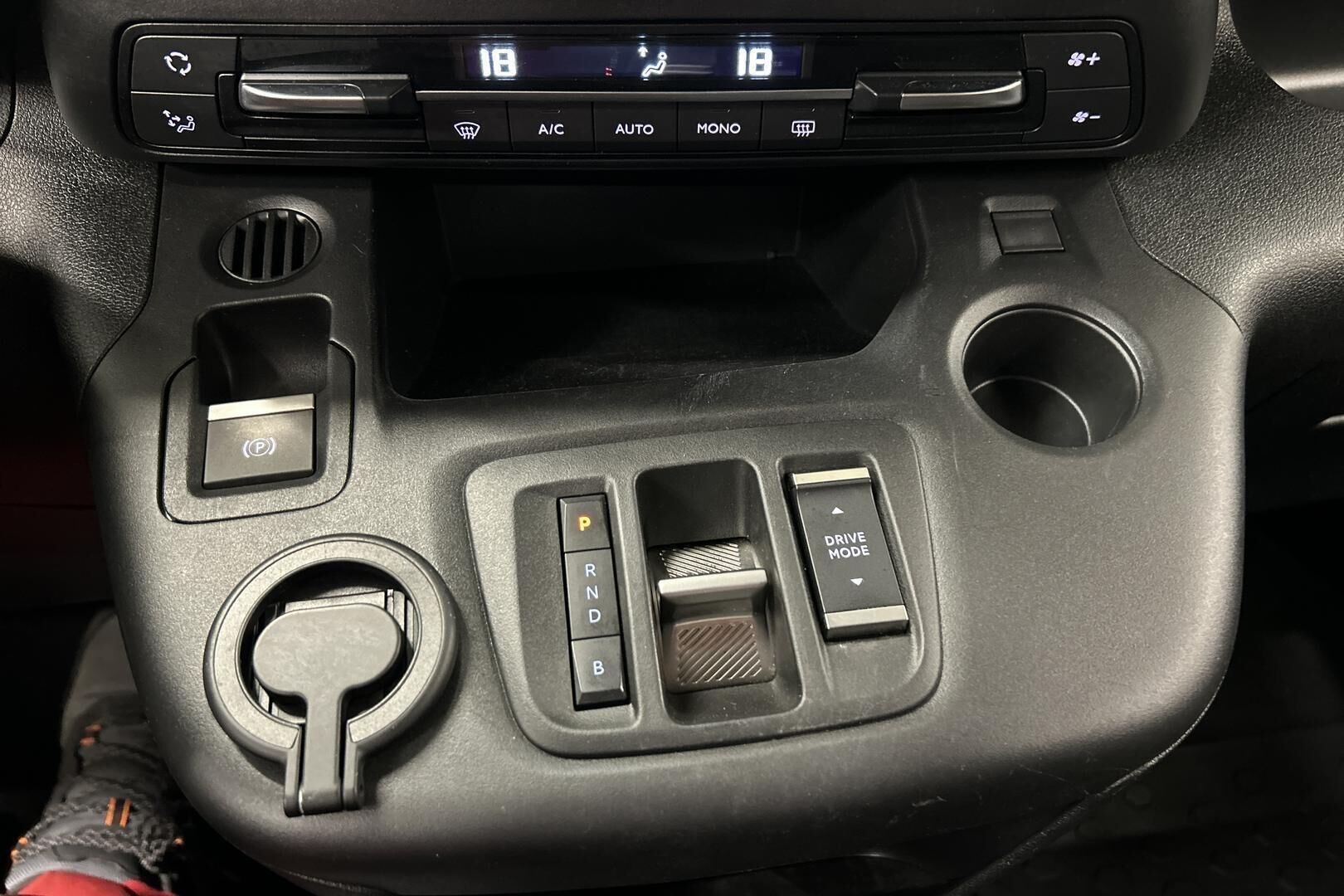 Opel Combo-e iso kuva 16