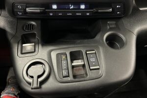 Opel Combo-e esikatselu 16