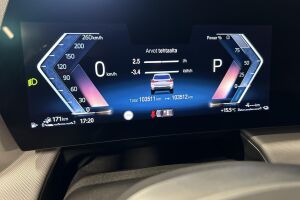 BMW X1 esikatselu 10