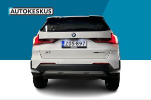 BMW X1 esikatselu 3