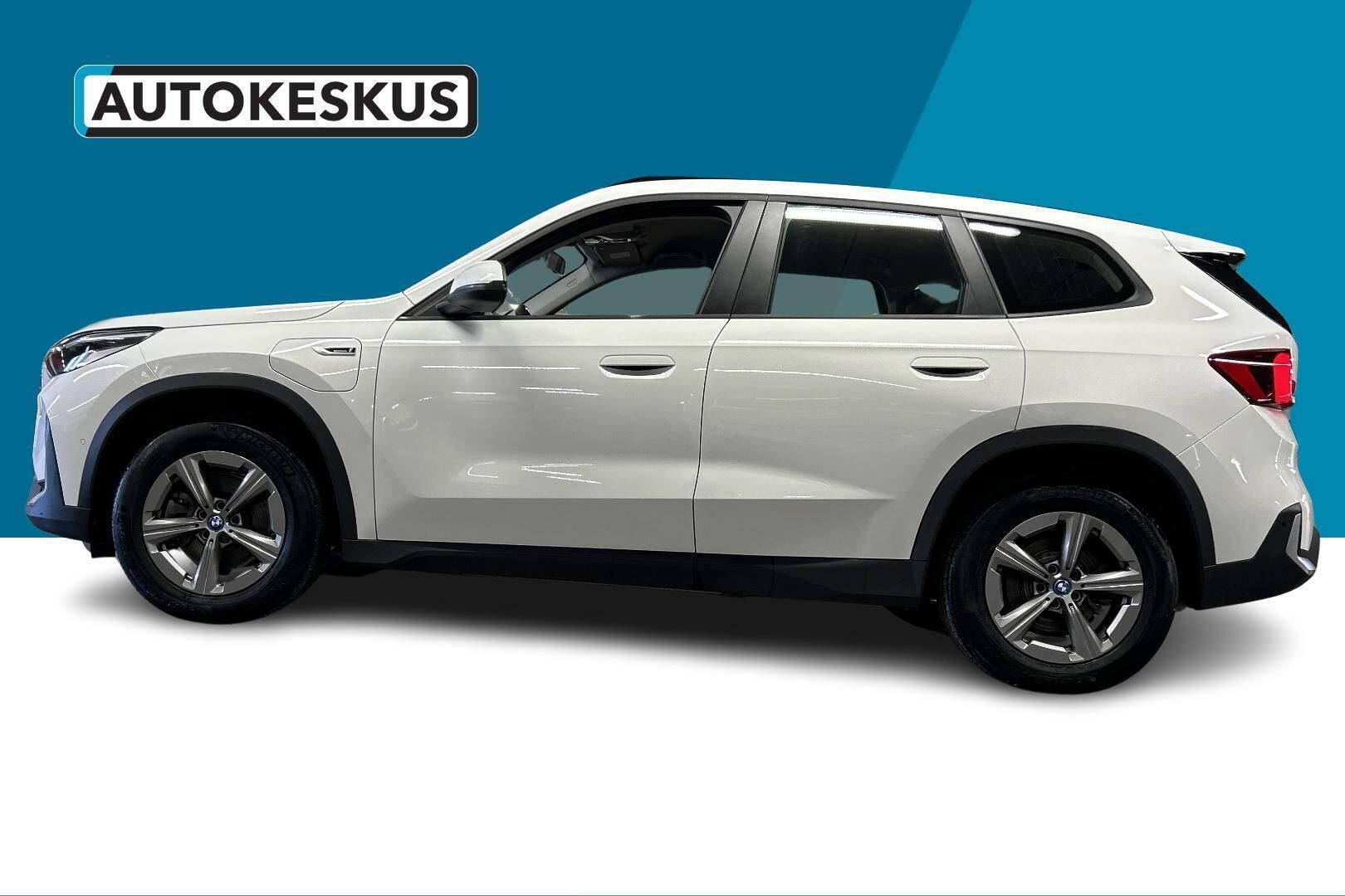 BMW X1 iso kuva 4