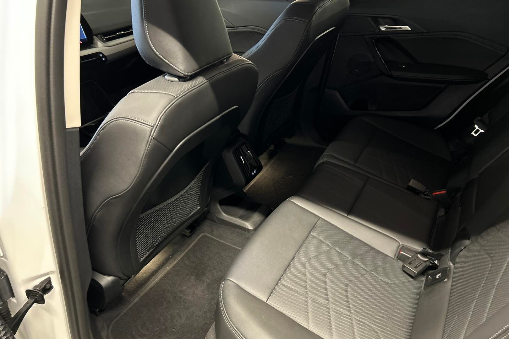 BMW X1 iso kuva 6