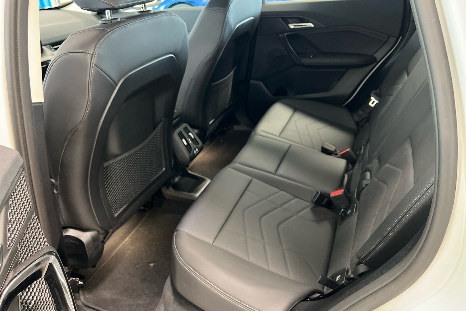 BMW X1 iso kuva 6