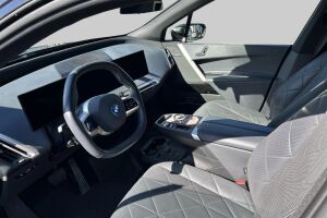 BMW iX esikatselu 1