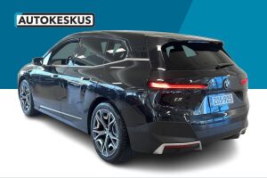 BMW iX esikatselu 5