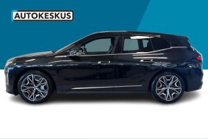 BMW iX esikatselu 6