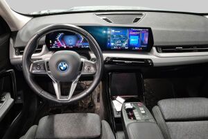 BMW X1 esikatselu 2