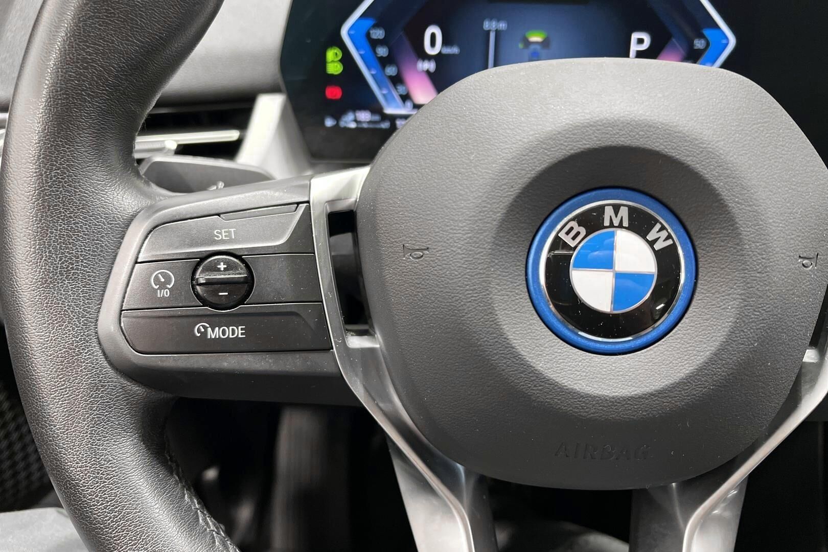 BMW X1 iso kuva 25