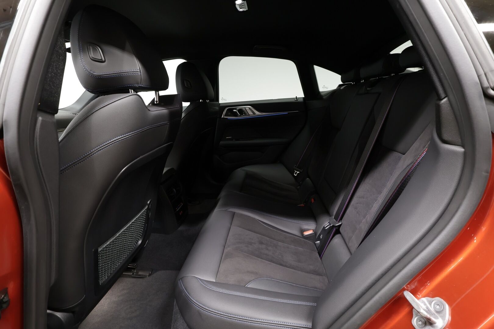 BMW I4 M50 iso kuva 10
