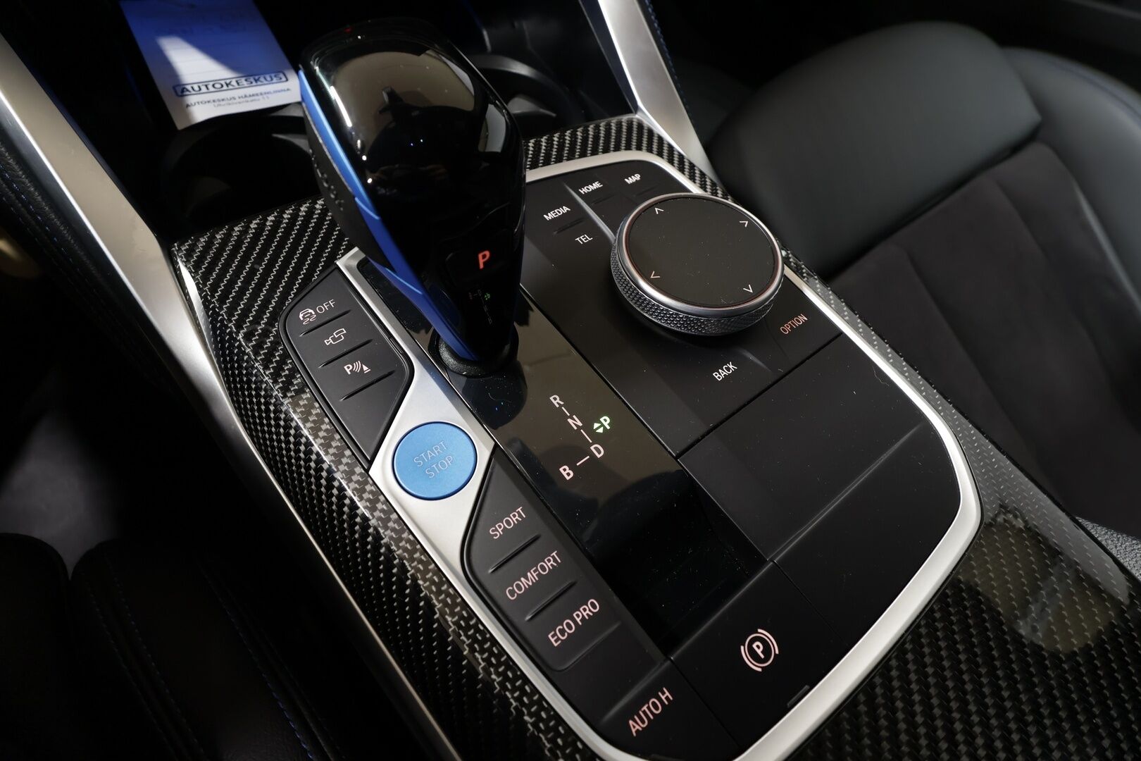 BMW I4 M50 iso kuva 15