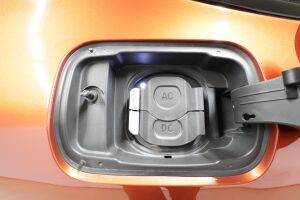 BMW I4 M50 esikatselu 19