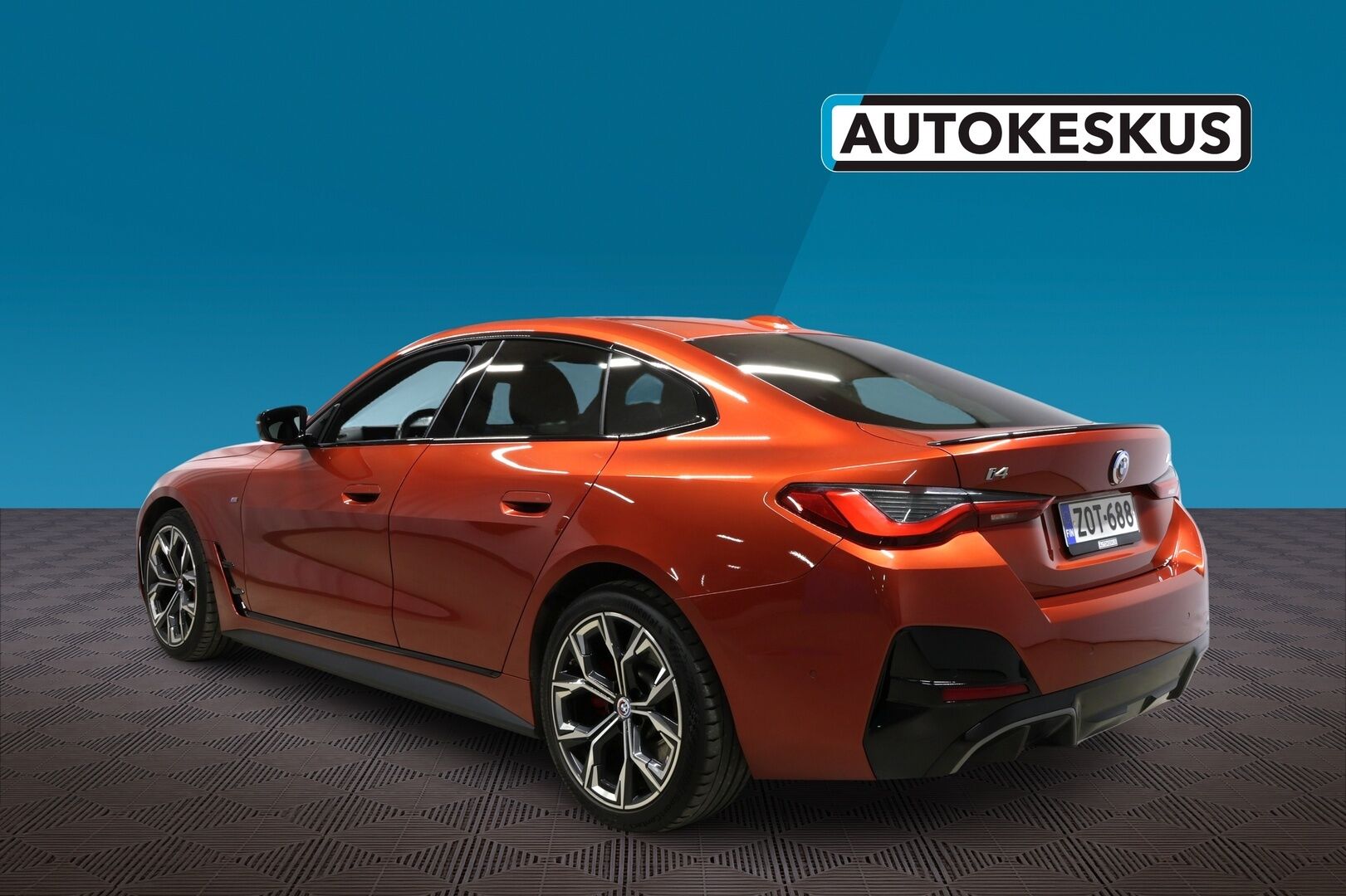 BMW I4 M50 iso kuva 3