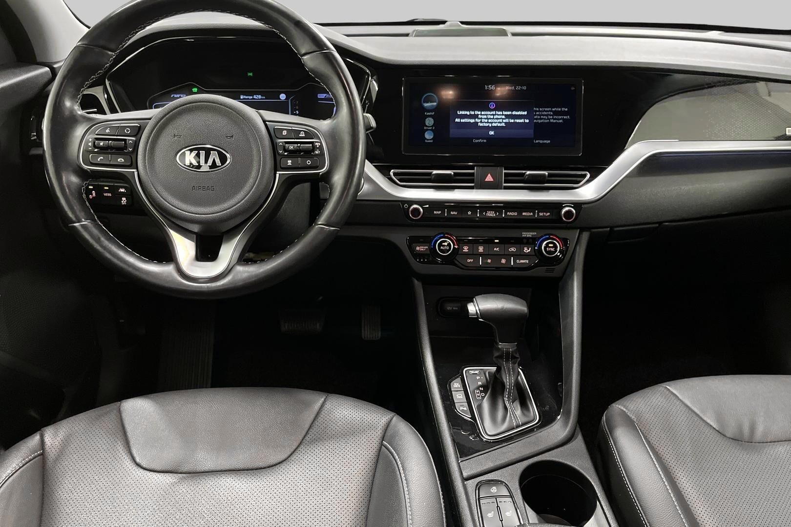 Kia Niro iso kuva 11