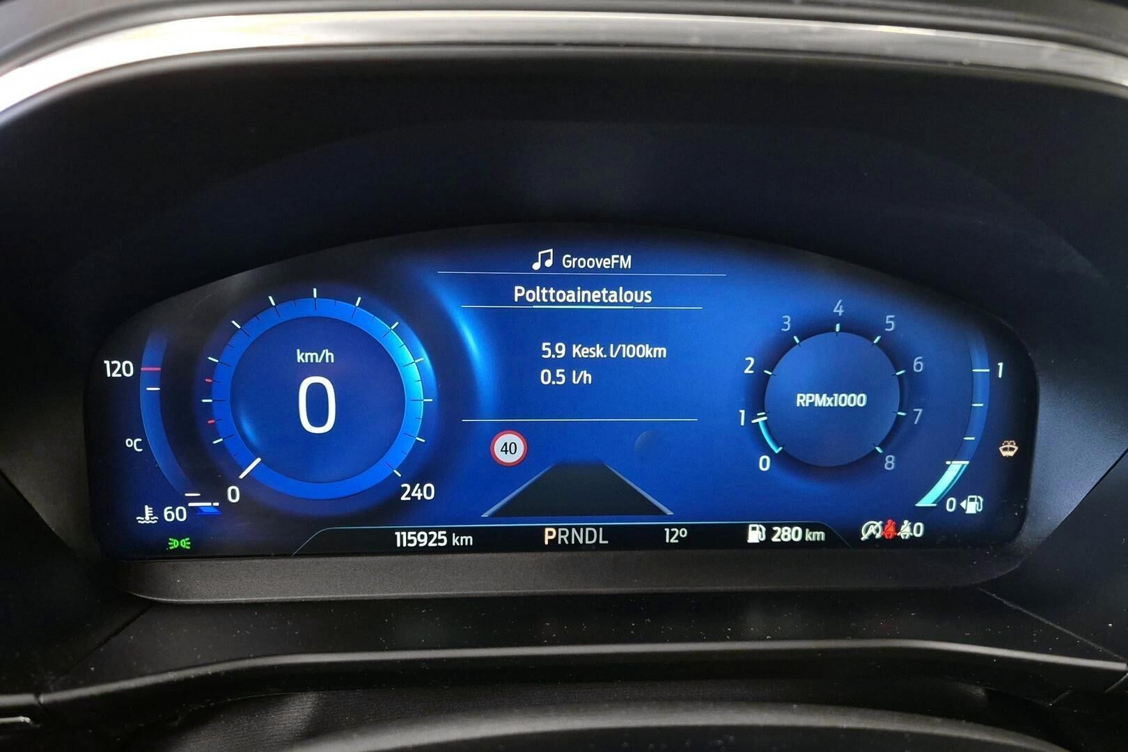 Ford Focus iso kuva 13