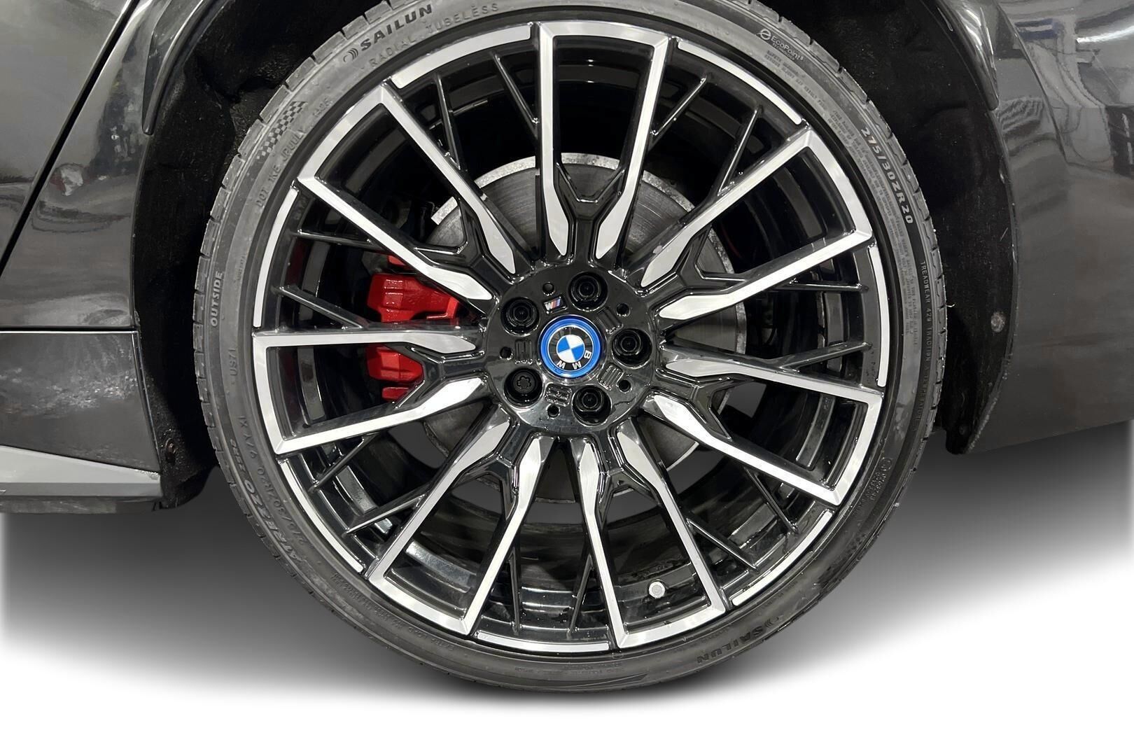 BMW I4 M50 iso kuva 12
