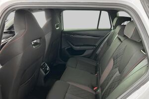 Skoda Octavia esikatselu 10