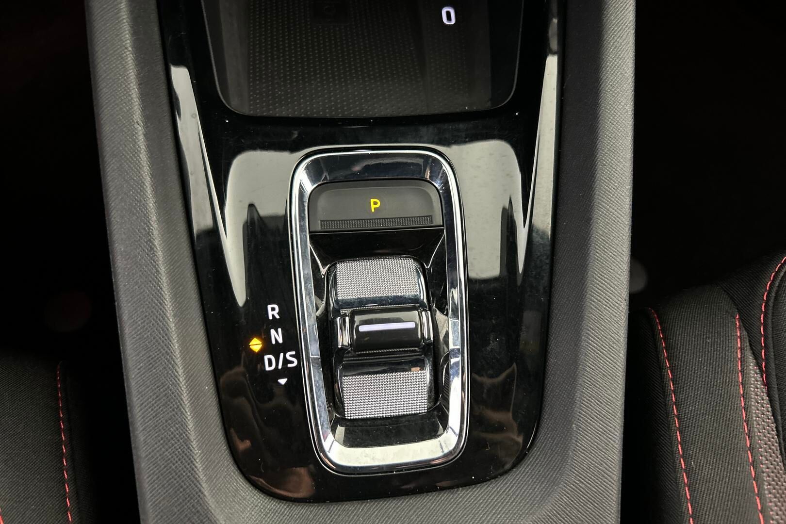 Skoda Octavia iso kuva 17