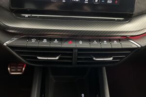 Skoda Octavia esikatselu 25