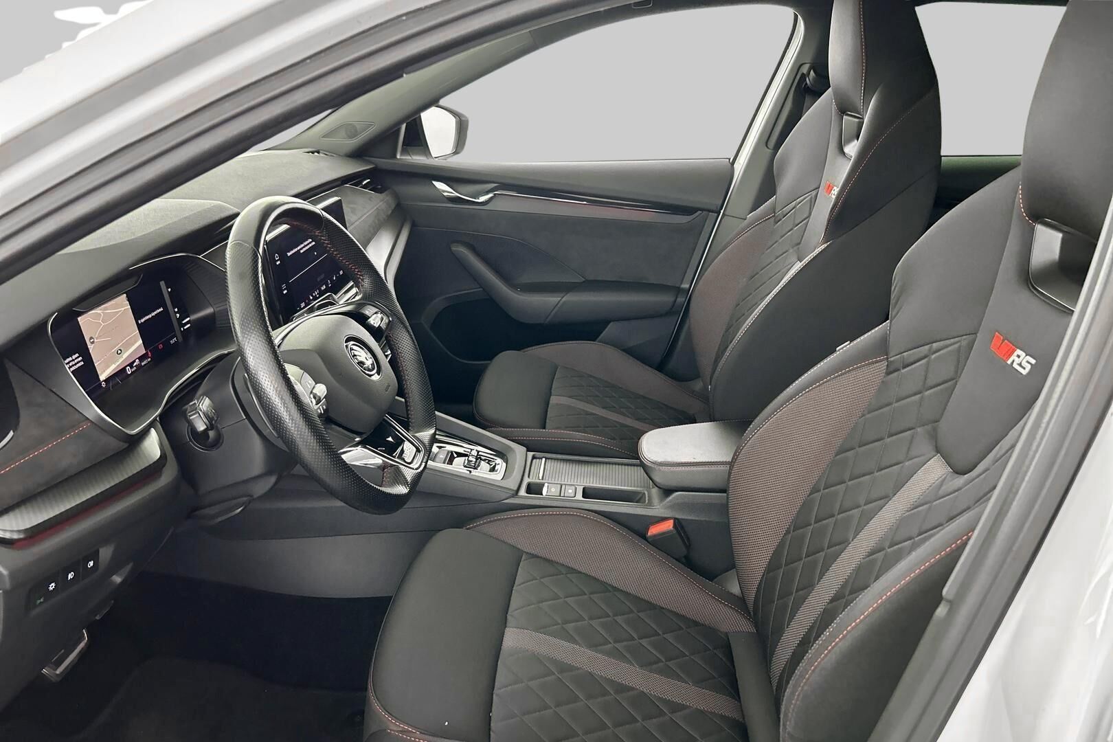 Skoda Octavia iso kuva 9