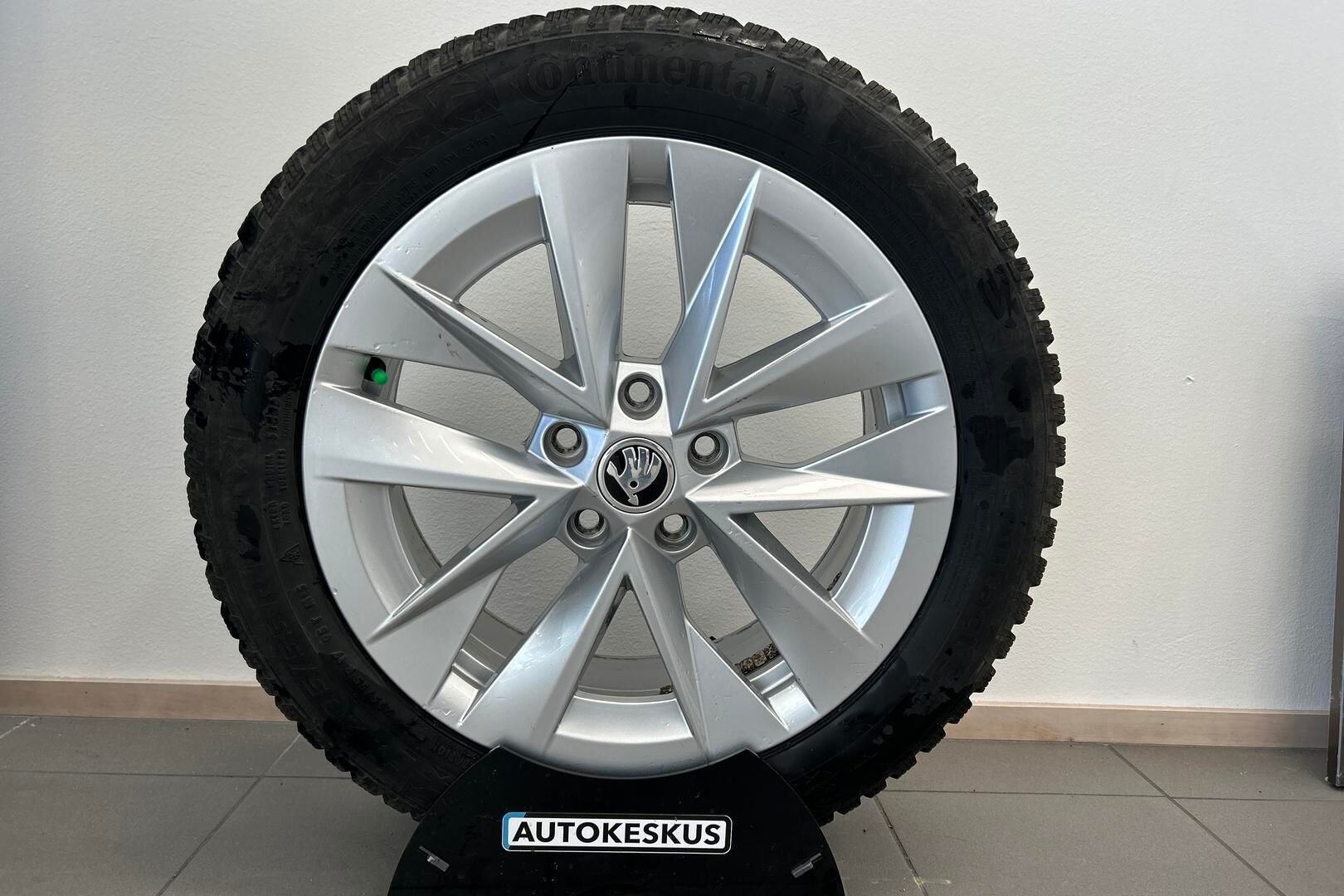 Skoda Octavia iso kuva 14