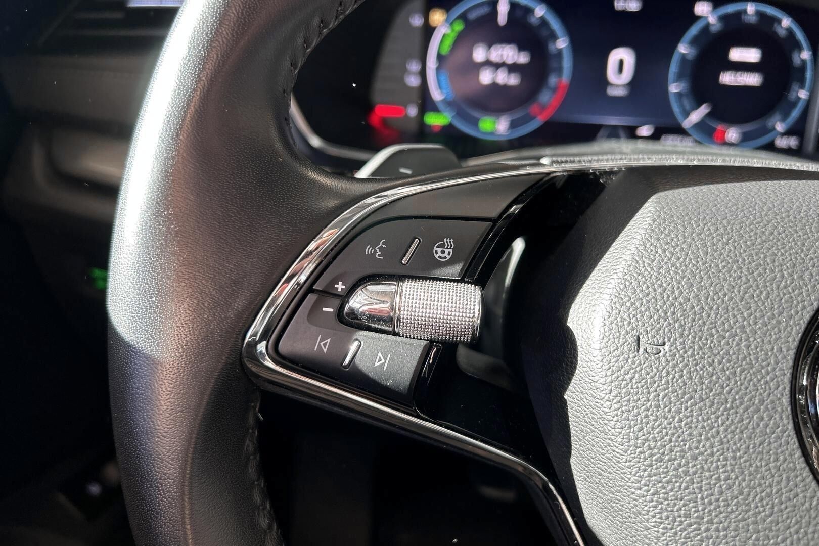 Skoda Octavia iso kuva 17