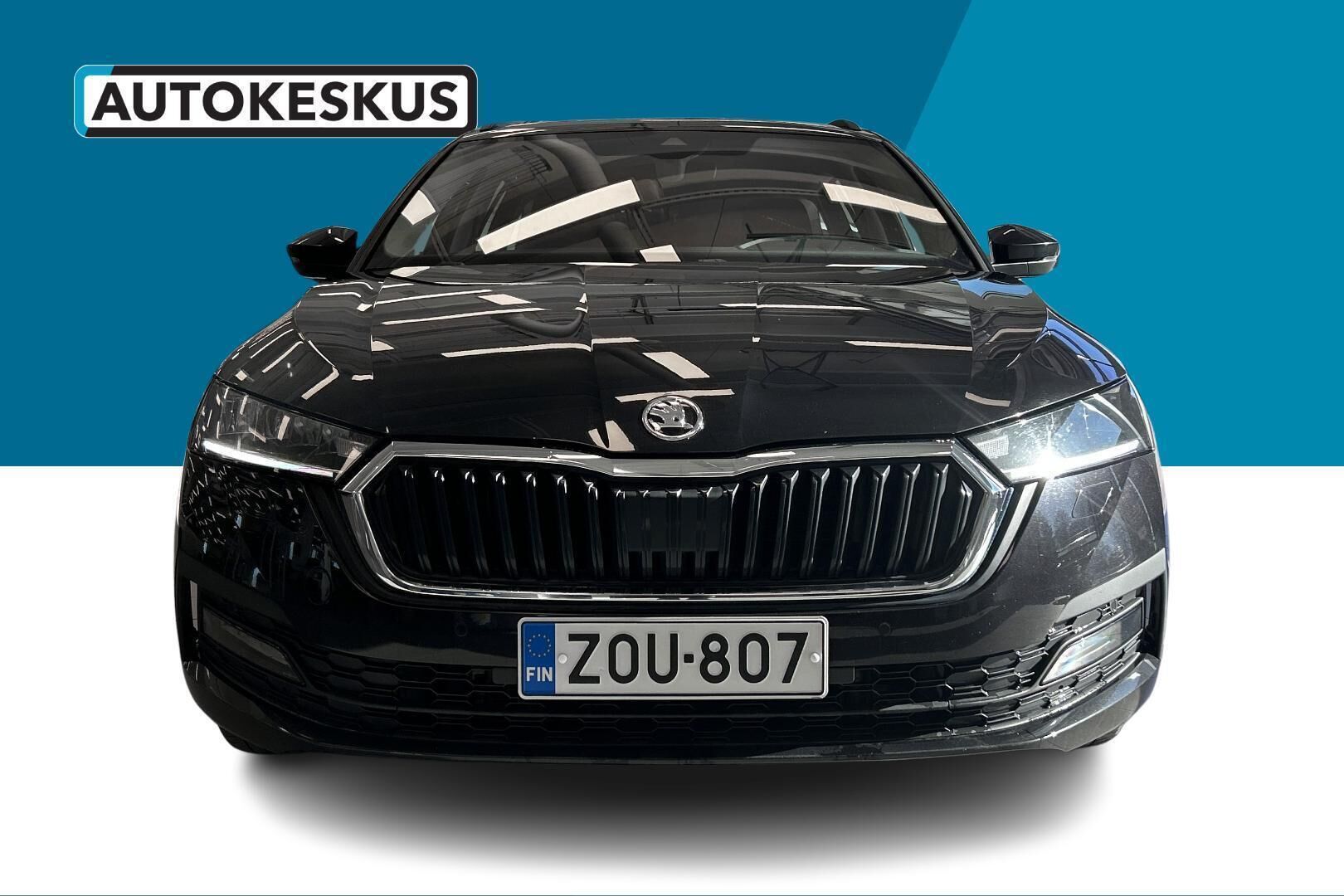 Skoda Octavia iso kuva 2