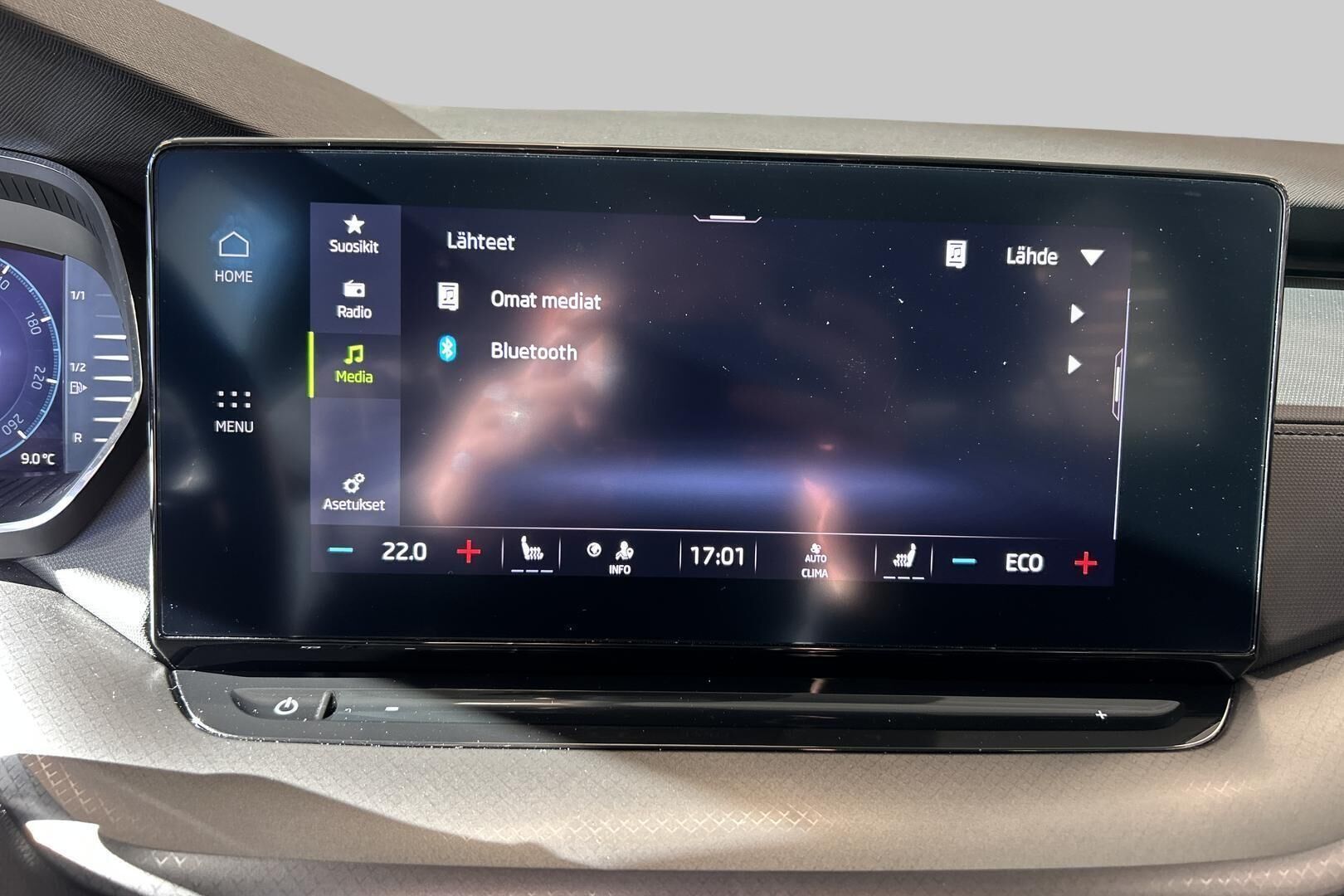 Skoda Octavia iso kuva 24