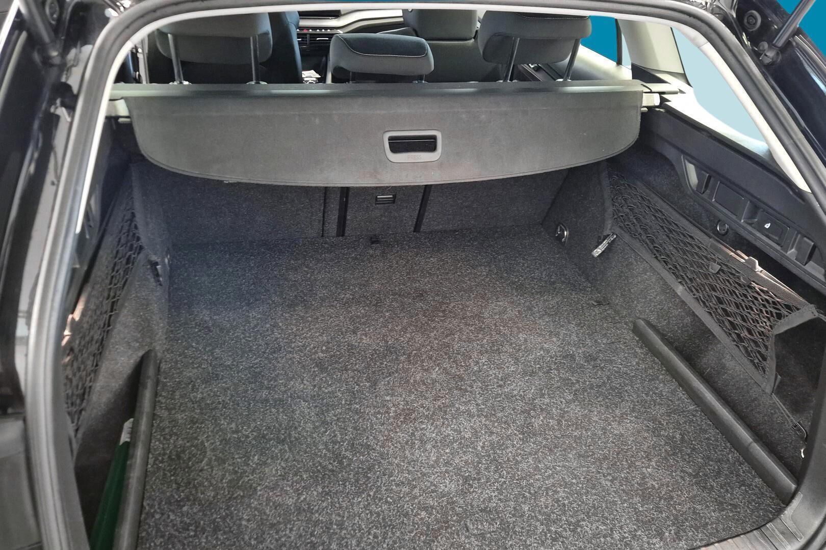 Skoda Octavia iso kuva 12