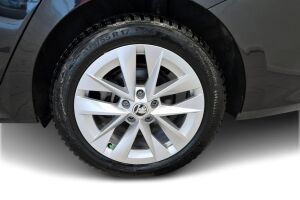 Skoda Octavia esikatselu 13