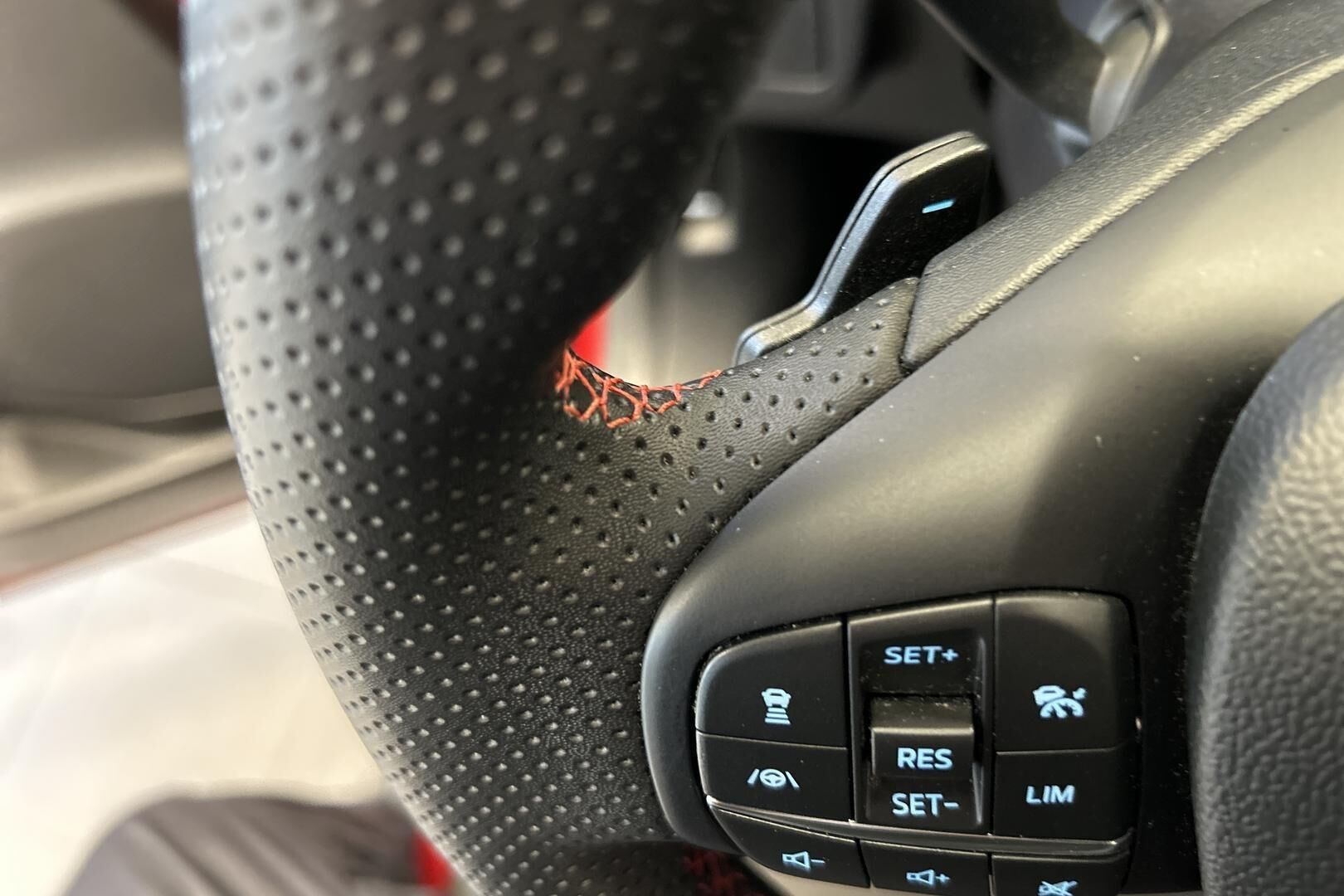 Ford Puma iso kuva 3