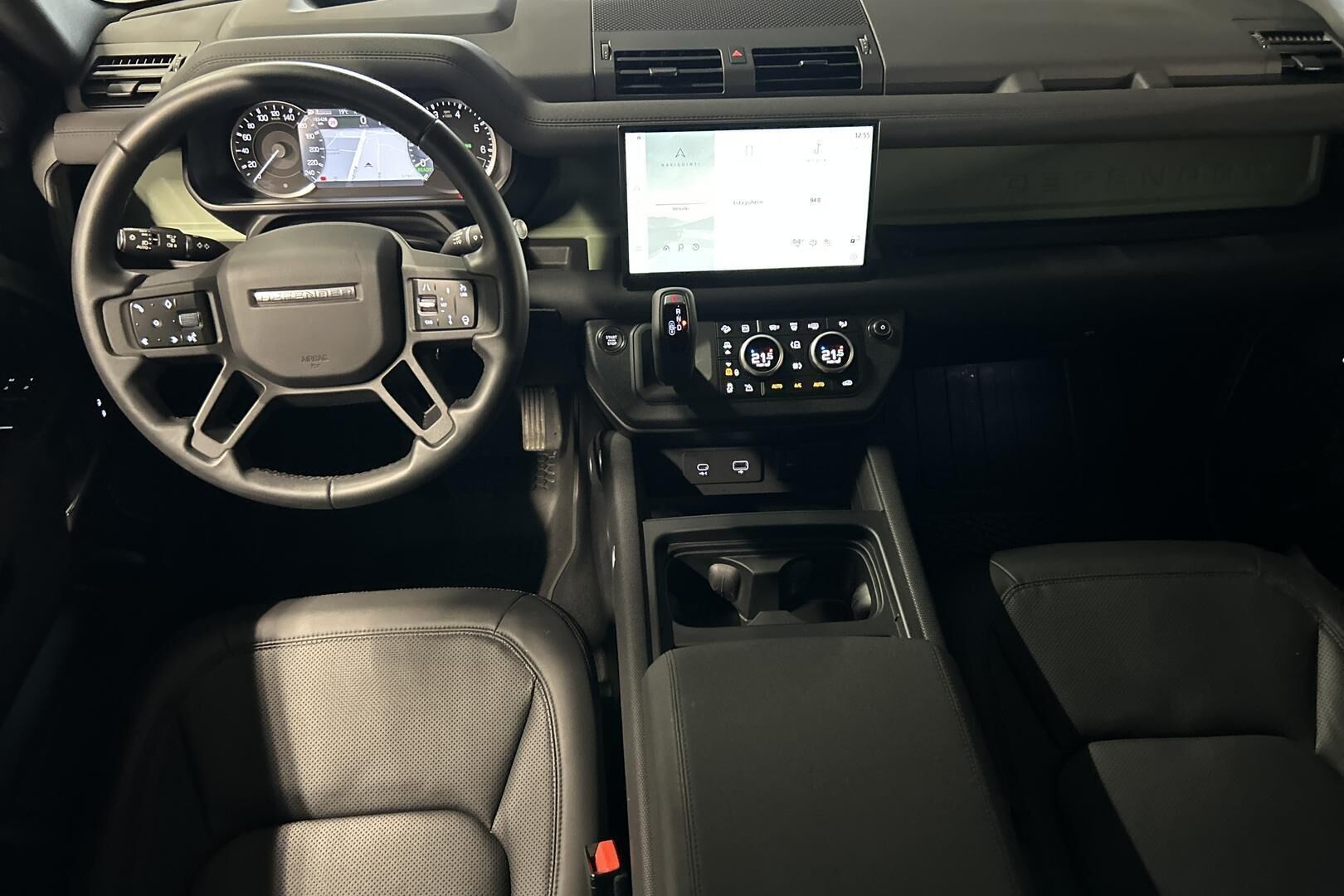 Land Rover Defender iso kuva 11