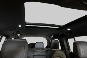 Land Rover Defender esikatselu 35