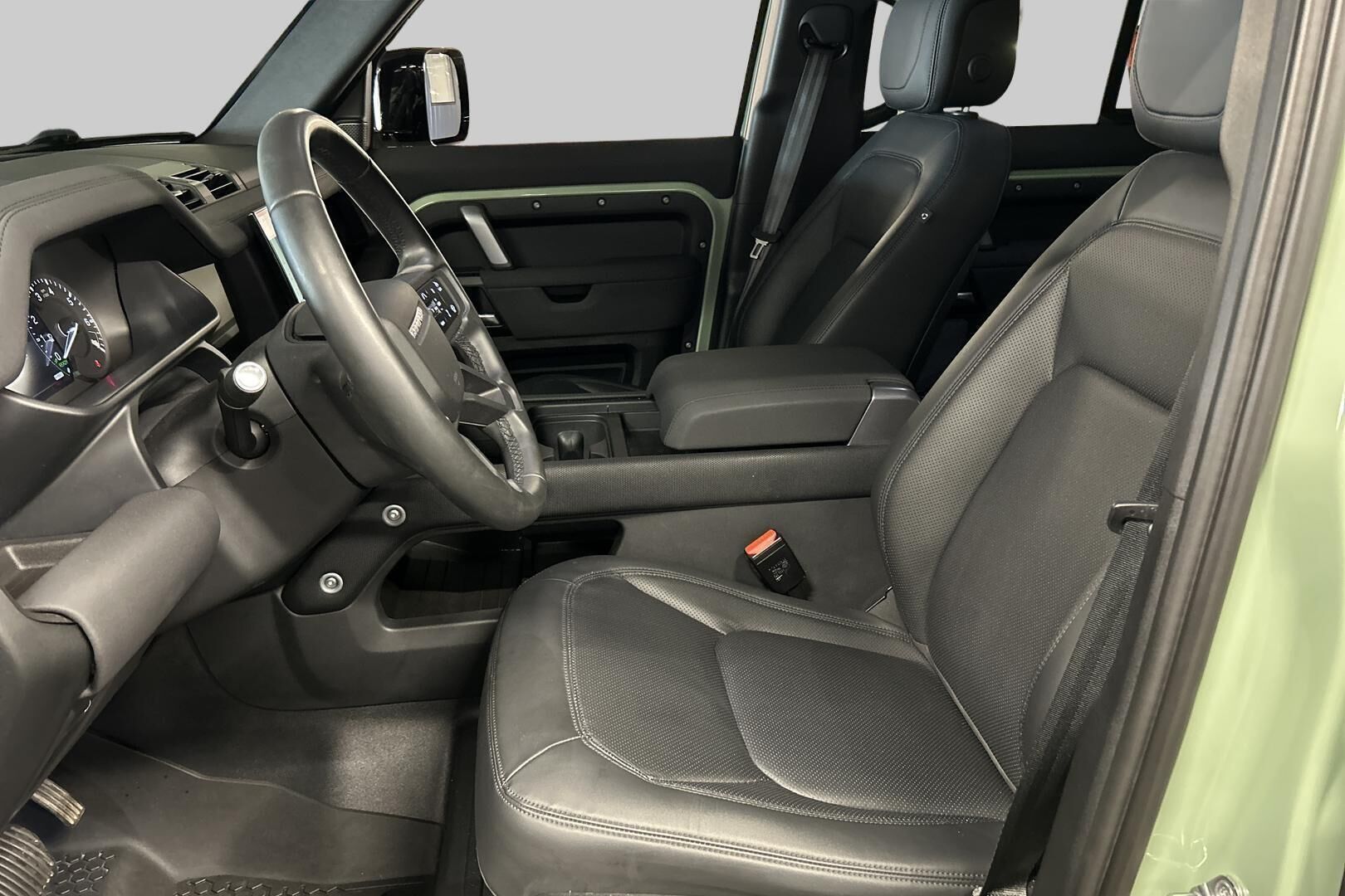 Land Rover Defender iso kuva 9