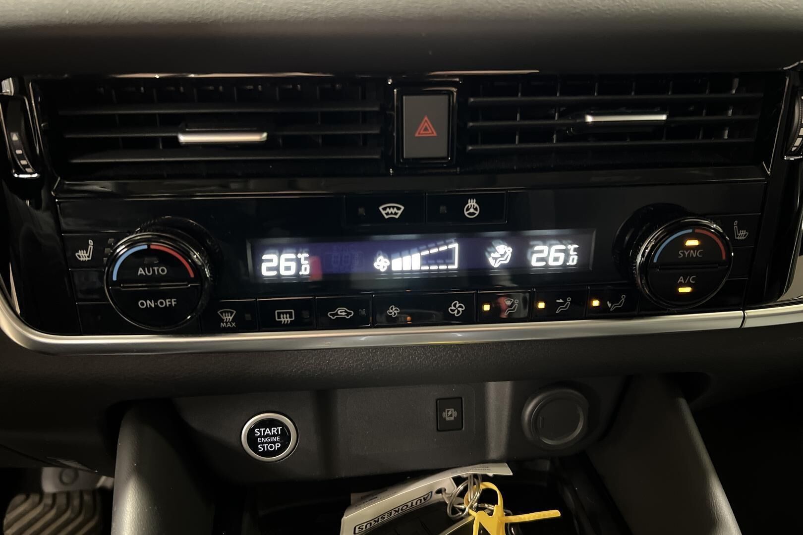 Nissan Qashqai iso kuva 18