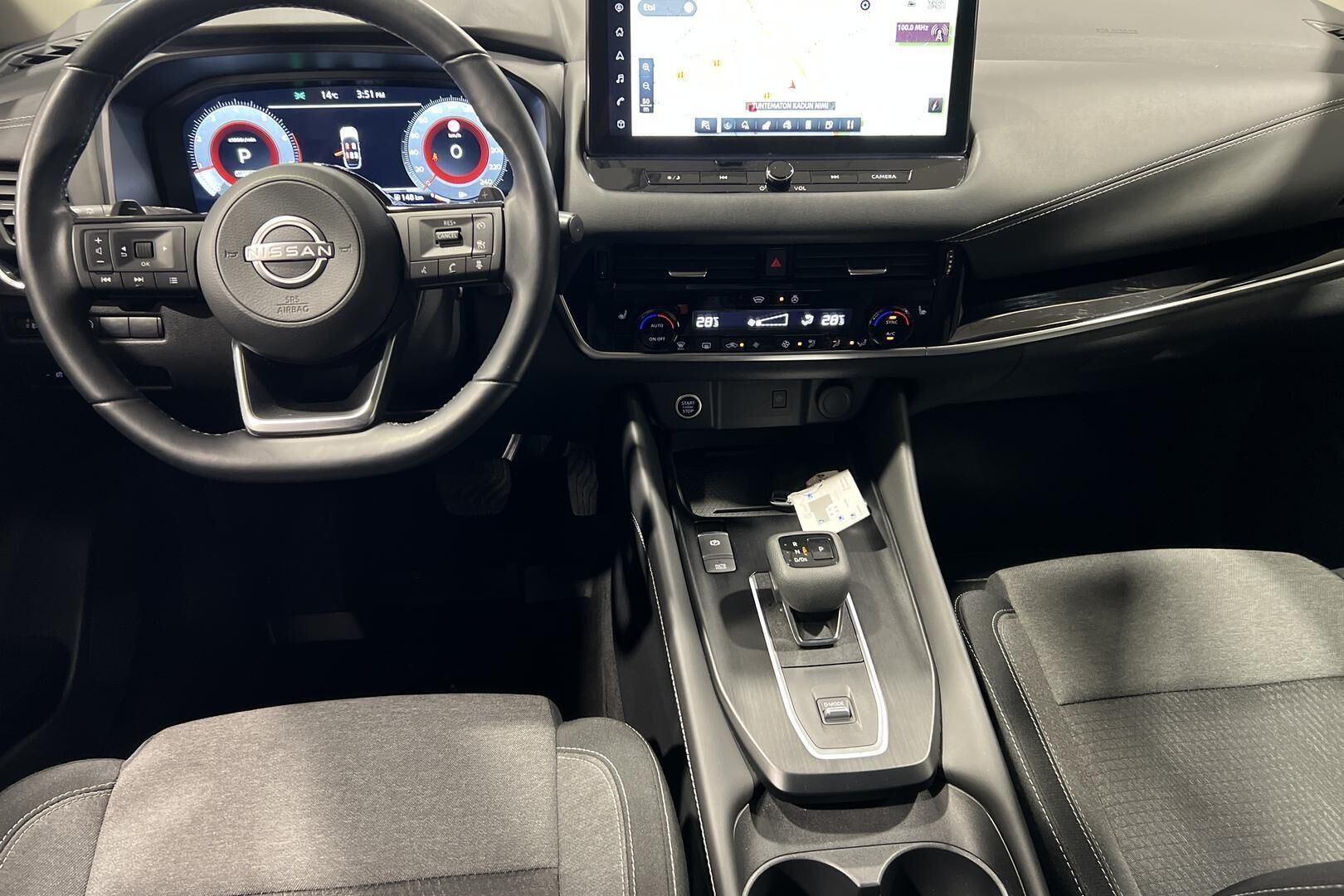 Nissan Qashqai iso kuva 22