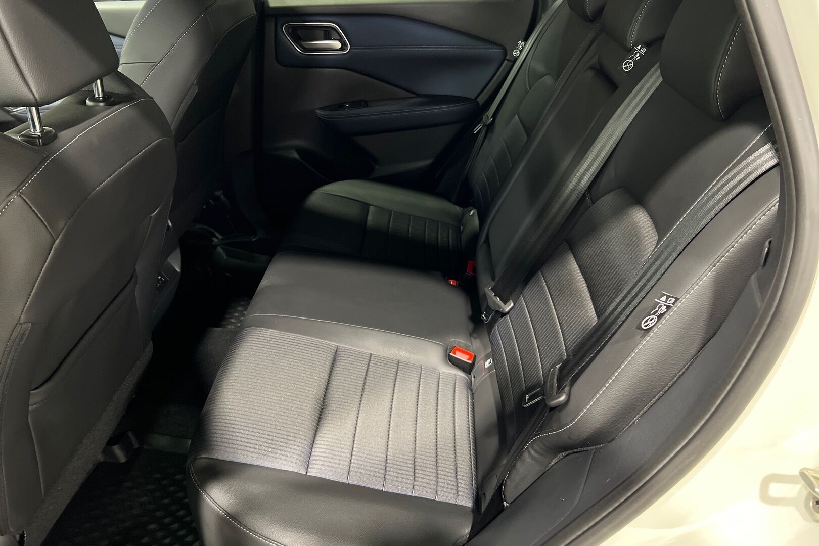 Nissan Qashqai iso kuva 9