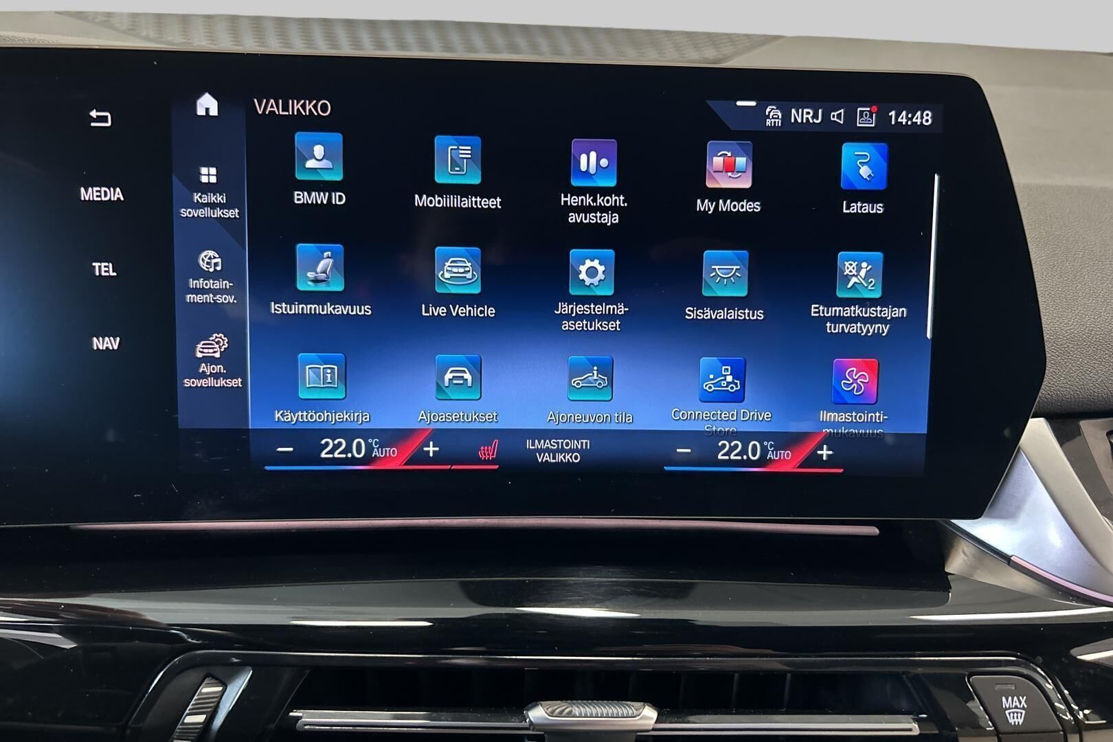 BMW 2-SARJA iso kuva 22