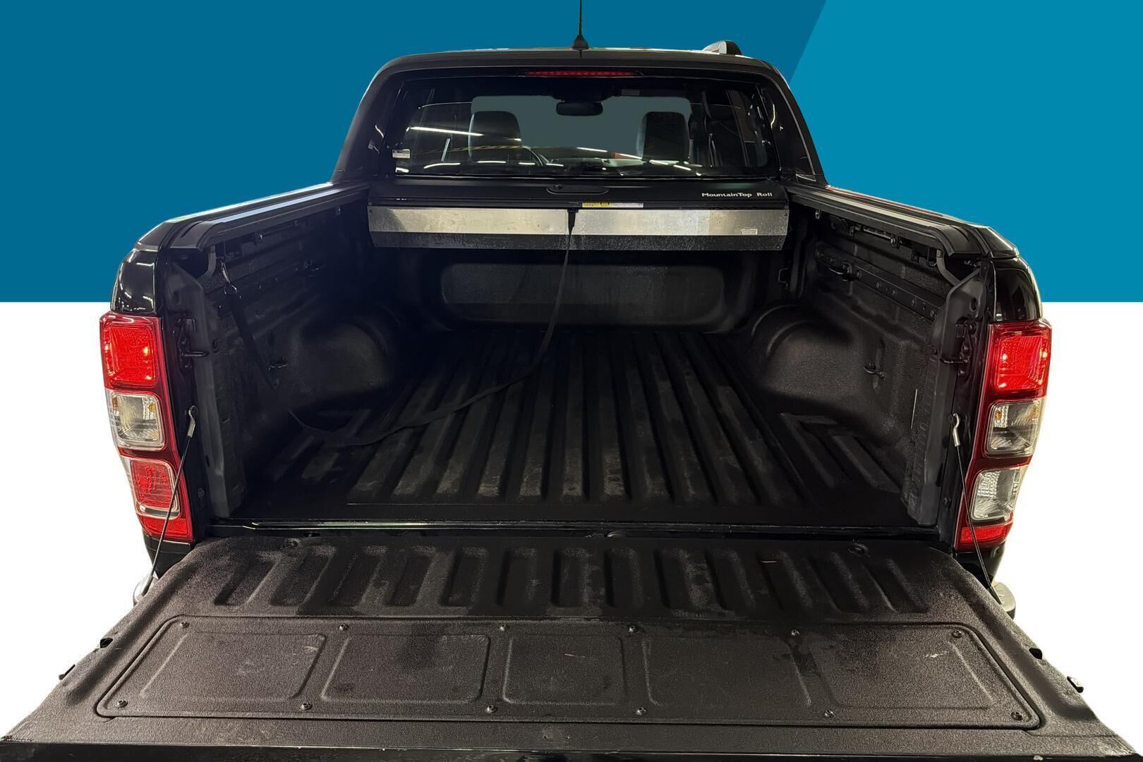 Ford Ranger iso kuva 12