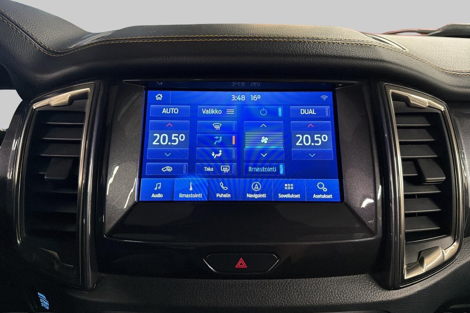 Ford Ranger iso kuva 26