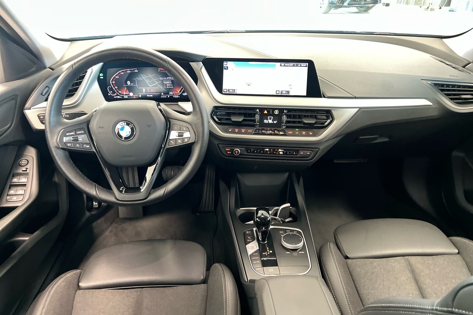 BMW 1-sarja iso kuva 18
