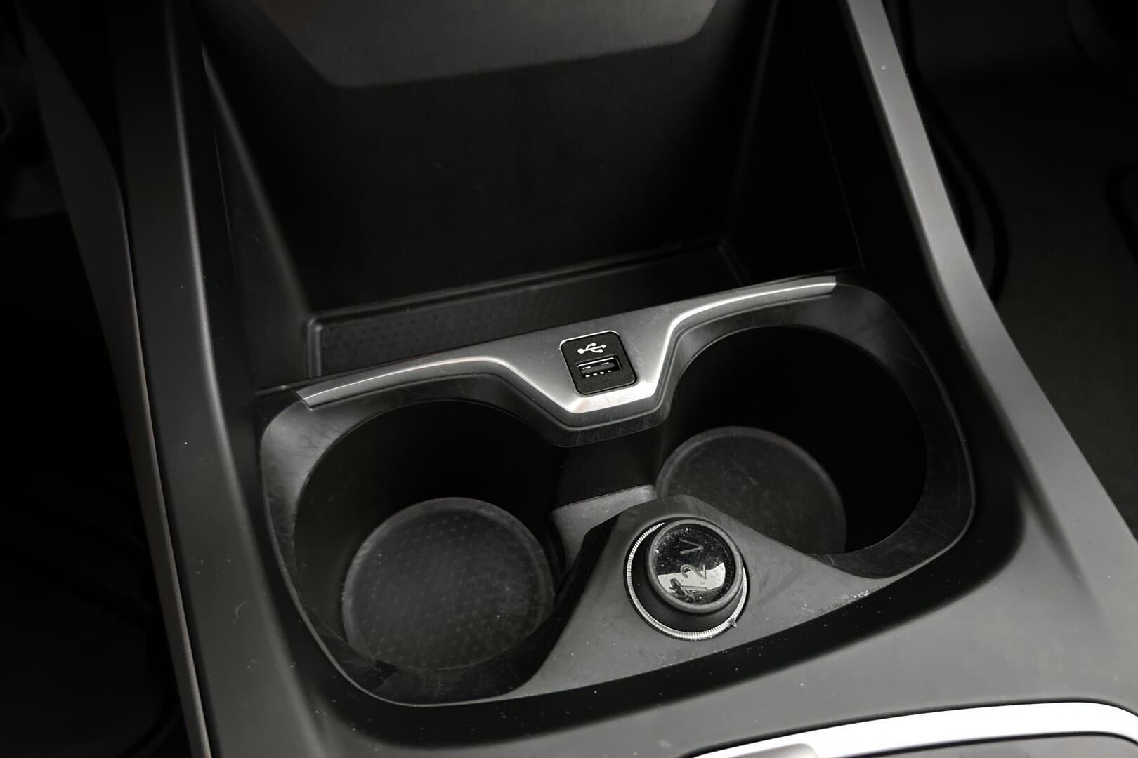 BMW 1-SARJA iso kuva 12