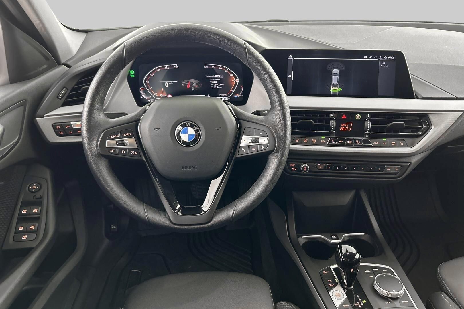 BMW 1-SARJA iso kuva 17