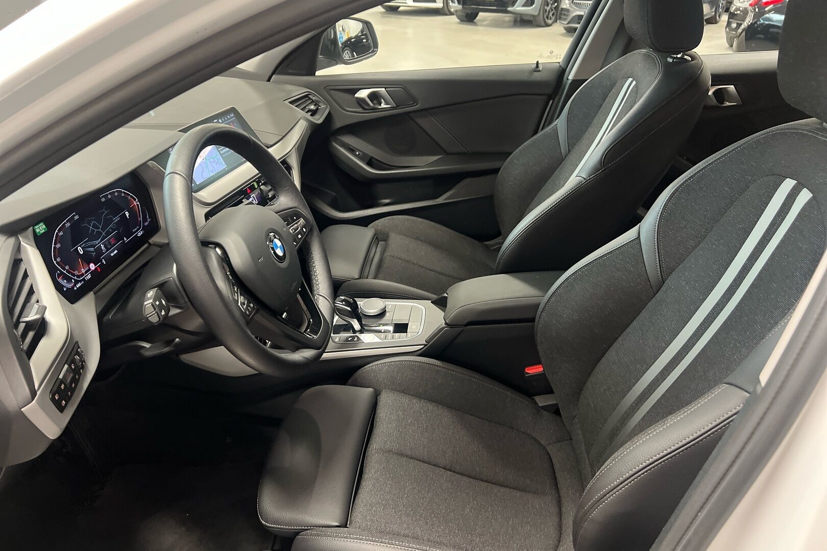 BMW 1-sarja iso kuva 8