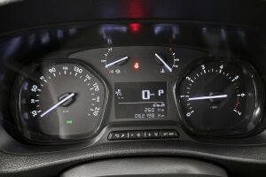 Opel Vivaro esikatselu 24