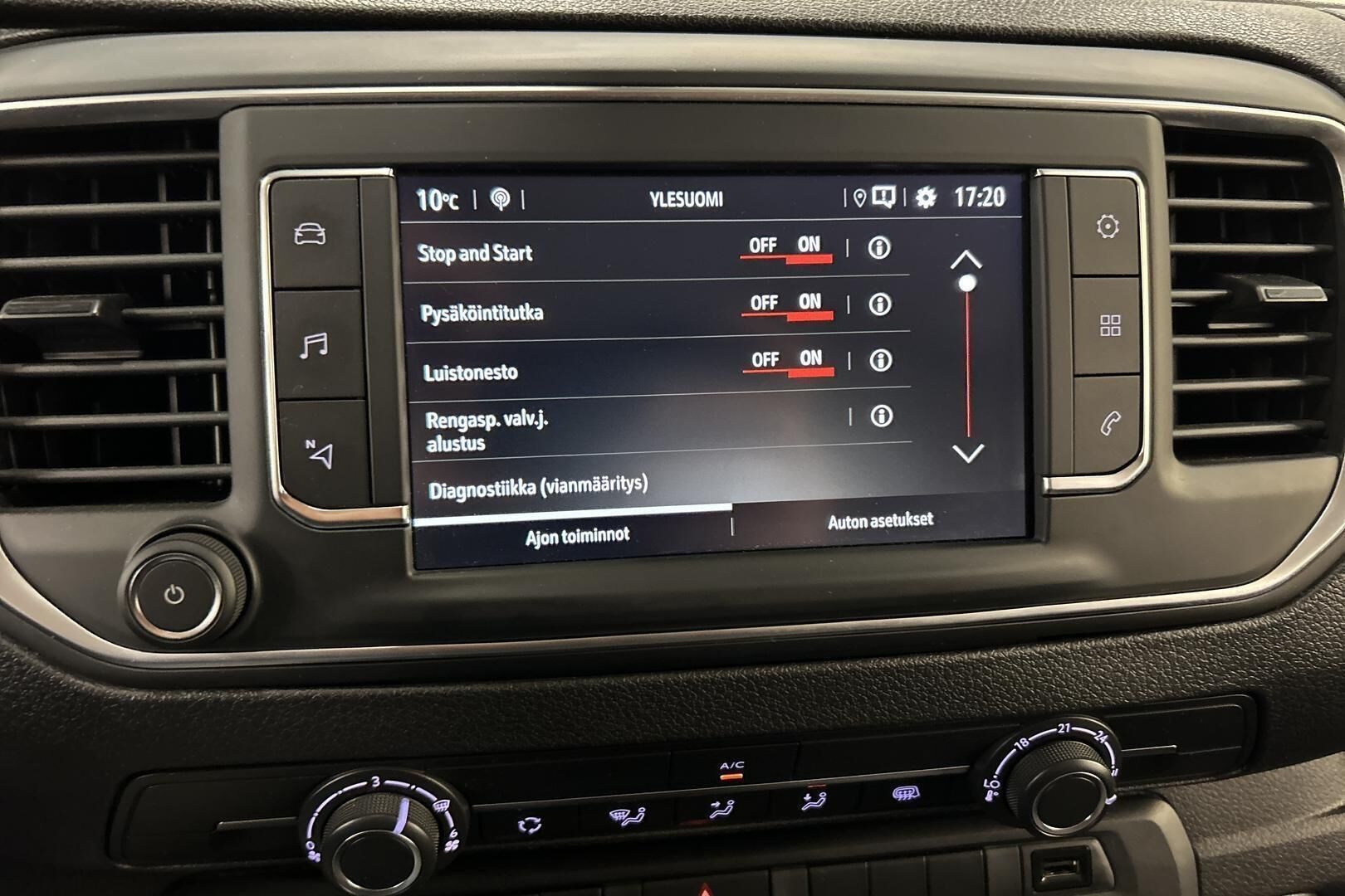 Opel Vivaro iso kuva 11