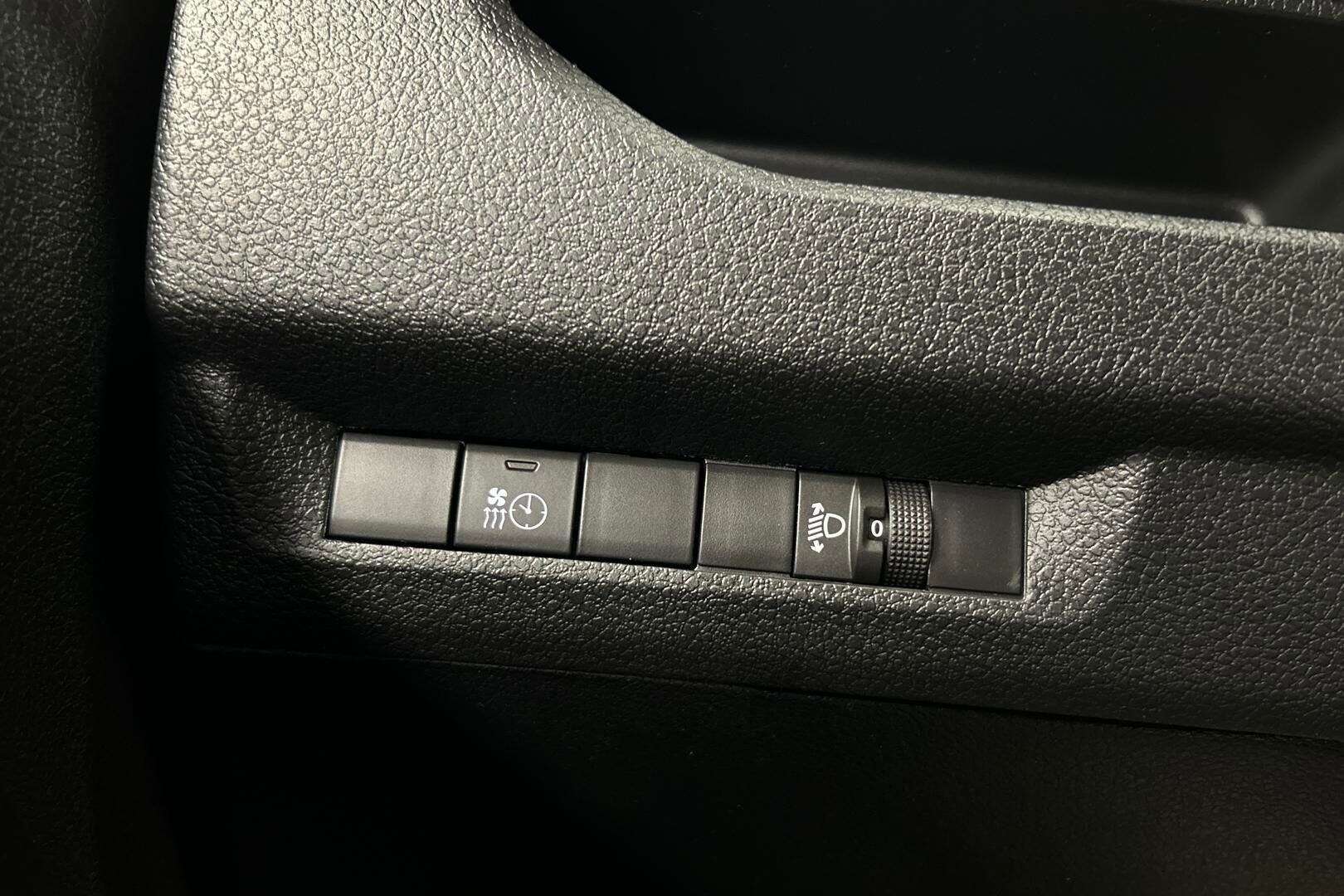 Opel Vivaro iso kuva 12