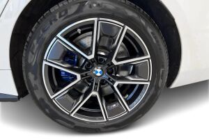 BMW I4 M50 esikatselu 11